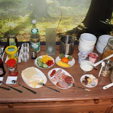 Hotel Spatzennest Vogelsberg Отели в г. Хербштайн