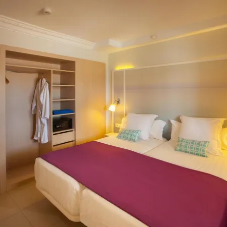 Grupotel Flamingo Beach