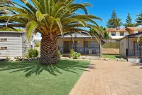 Moana Beach Tourist Park Hotel a Maslin Beach