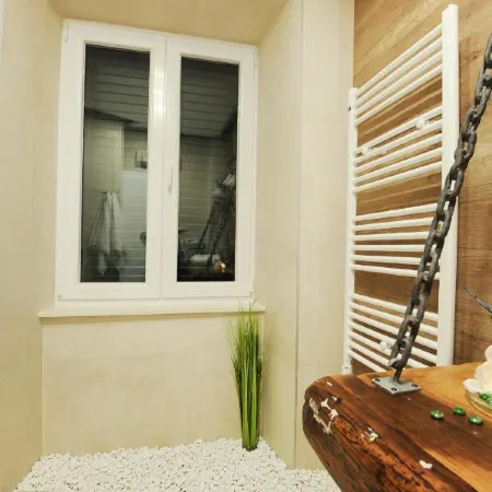 Silver & Gold Luxury Rooms