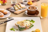Saletoga Sands Resort & Spa - breakfast