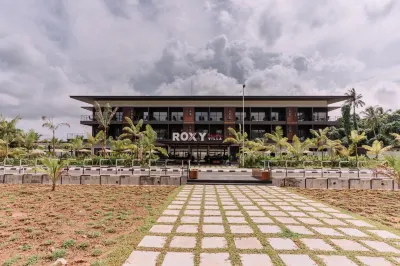 Roxy Sematan Villa & Townhouse Hotels in Sematan