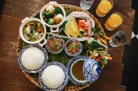 Hotel de l'Amour Các khách sạn ở Prakhon Chai
