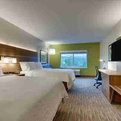 Holiday Inn Express & Suites Saugerties - Hudson Valley Rooms