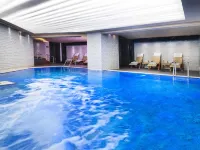 Mercure Istanbul Bomonti - Pool