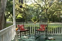 Magnolia Springs Bed and Breakfast - Homestays