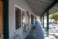 Black Hawk Lodge