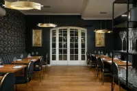 The Royal Adelaide Hotel - breakfast