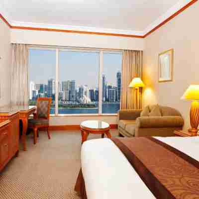 コーニッシュホテルシャー​​ジャ Rooms