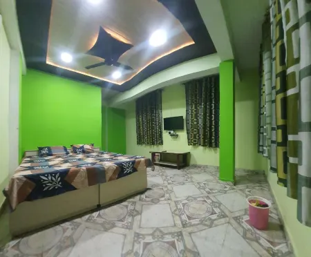 Hotel Vidhata Отели в г. Джханси