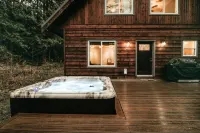 22Mbr - Wi-Fi - Fireplace - Pets OK - Sleeps 8 Cabin