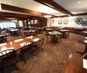 The Casselman Inn - Motels