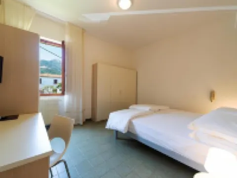 卡薩魯皮酒店 厄爾巴島酒店