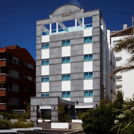 Hotel Sunset Beach Отели рядом с достопримечательностью «Пляж Манса»