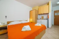 Apartments Tasa