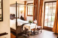 WAGNERS Hotel & Restaurant Greifen-Post Hotels in Vehlberg