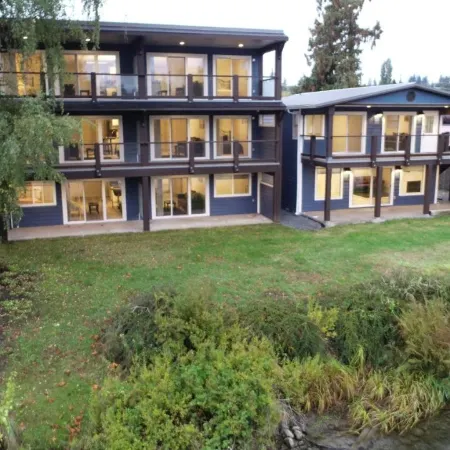Chateau Riverside