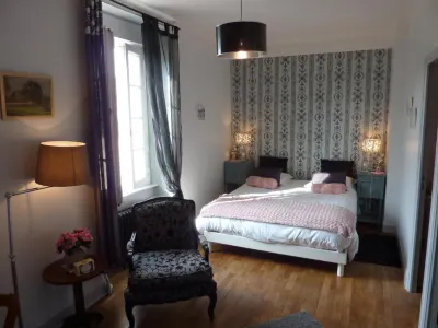 Maison d'Hôtes les Belles de Mai Hoteles en Pontorson