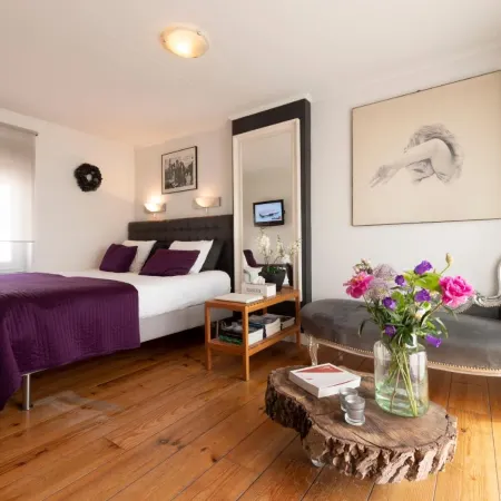 B&B Montenakerhof Отели рядом с достопримечательностью «Хегум»