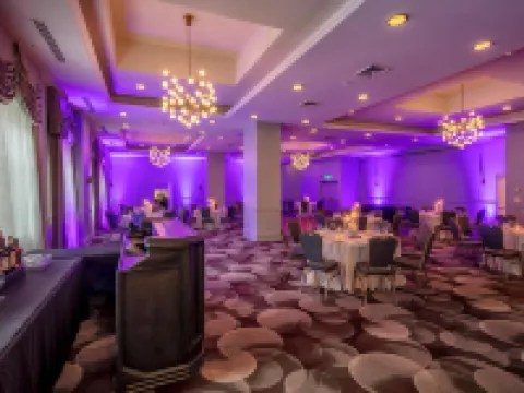 コレジアン ホテル & スイーツ トレードマーク コレクション バイ ウィンダム シラキュースのホテル