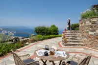 Esperos Suites & Villas