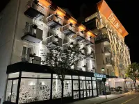 Hotel Athena