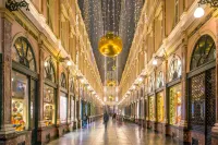 Aris Grand Place Hotel