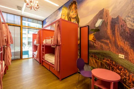 Hostelle - Women Only Hostel Amsterdam