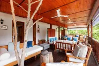 Villa Anse la Blague Hotels in Baie Sainte Anne