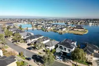 Stayau Magnificent Lakefront Villa Stunning Views