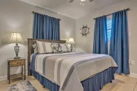 Charming Gulfport Escape Half-Mile to Beach! - Spa