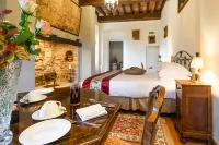 Borgo Petroro Hotels in Todi