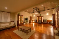 Mount Frenion Manor by Seven Angels Kandy Hotels in kadugannawa