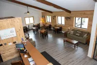 Walleye Inn Hotels in Wabanica Township