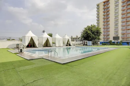 Collection O 91488 Hotel Lingkarsut Jeneponto Отели в г. Binamu