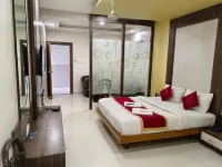 Hotel Shubhashree Comfort Hoteles cerca de Riyaz General Store