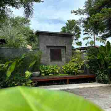Setrova Pool Villa at Rawai Hotel Exterior