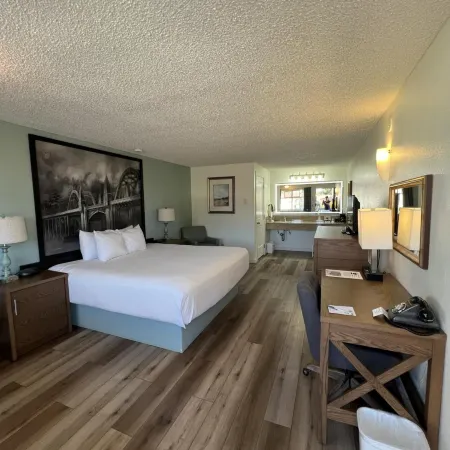 Super 8 by Wyndham Florence or