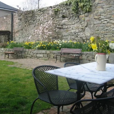 The Horseshoe Guesthouse