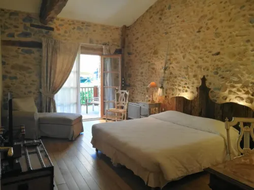 Hotel Logis - Chateau de Beauregard Hotel a Saint-Girons