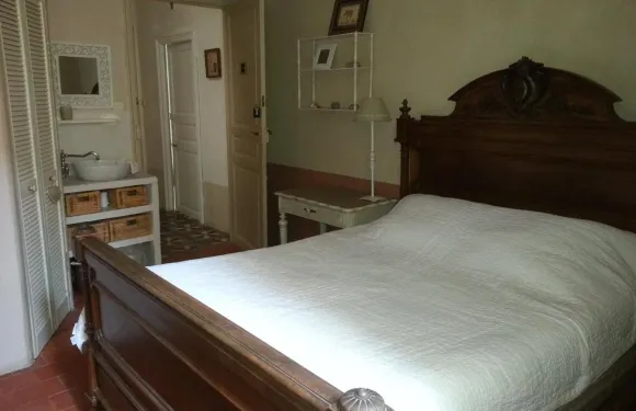 天井住宿加早餐旅館西加輔