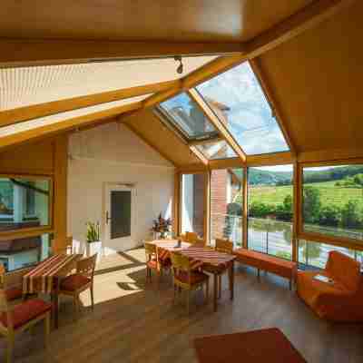 Vierburgeneck Others