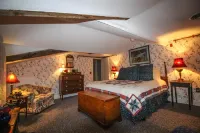 The Nutmeg Inn Hotels in Meredith
