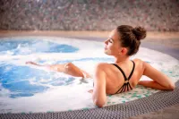 Grand Poet Hotel and Spa by Semarah - Hot Tub