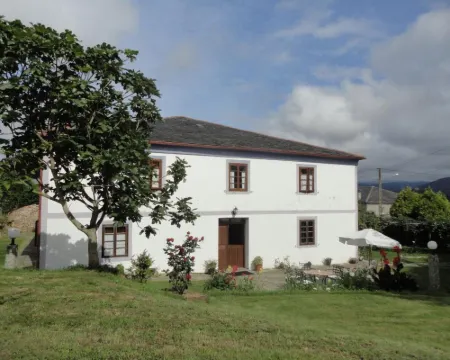 Casa Rural Vila Pomar Hotels in Ribadeo