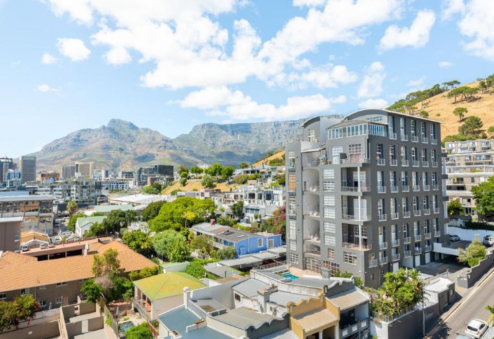 포인트 브레이크 럭셔리 아파트먼트 단점