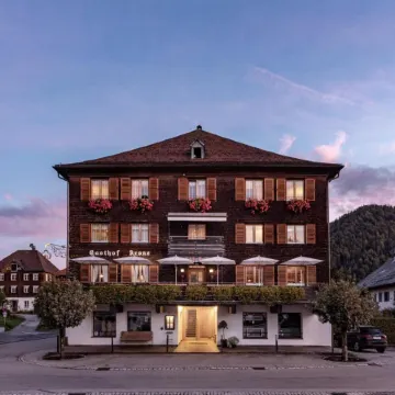 Krone Hittisau - Hotel & Restaurant im Bregenzerwald Отели в г. Брегенц