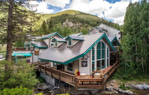 Alpine Village Suites