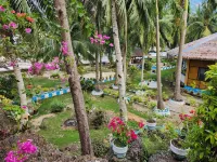Islanders Paradise Beach فنادق في Larena