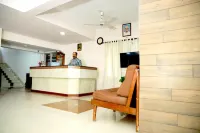 Ashish Tourist Home - 2 ดาว